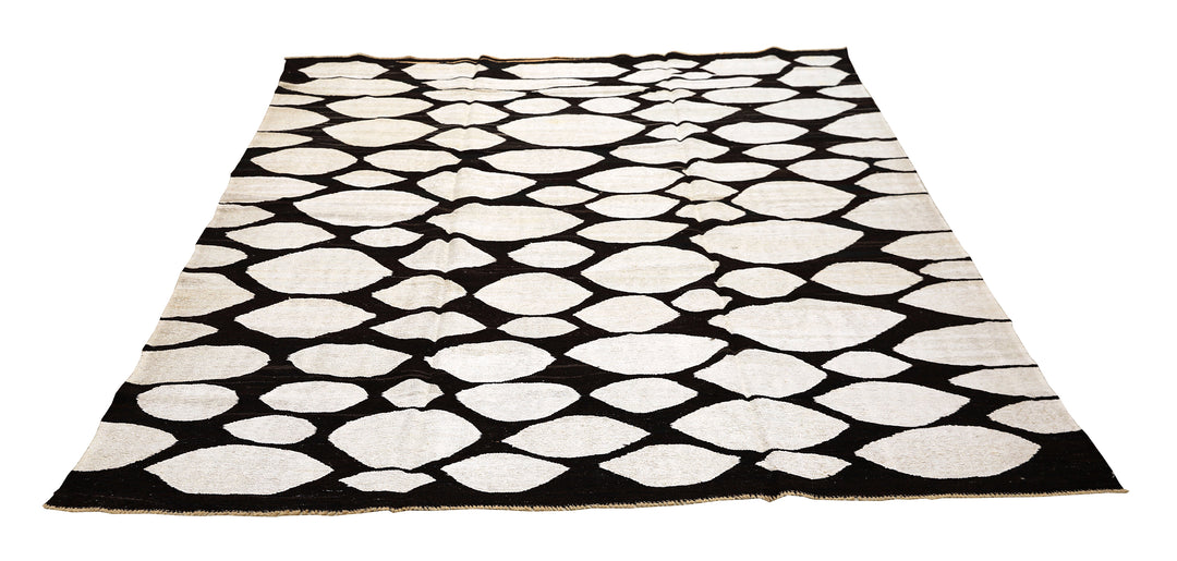 Ariana Rugs – Minimalist Black and White Turkish Kilim (8x10)