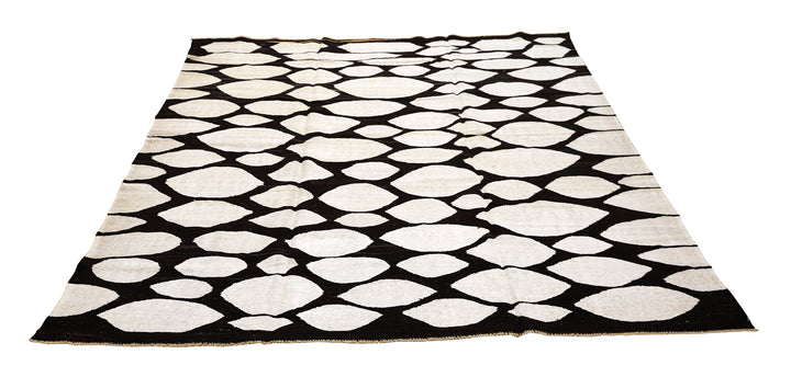 Ariana Rugs – Minimalist Black and White Turkish Kilim (8x10)