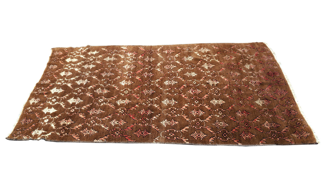 Ariana Rugs – Vintage Turkish Tribal Floral Rug (4x7)