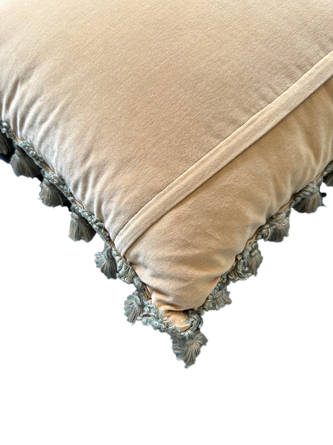 Handmade 19x19 cream wool and cotton Aubusson pillowcase with white tassels featuring a flower basket by Ariana Rugs West Hollywood