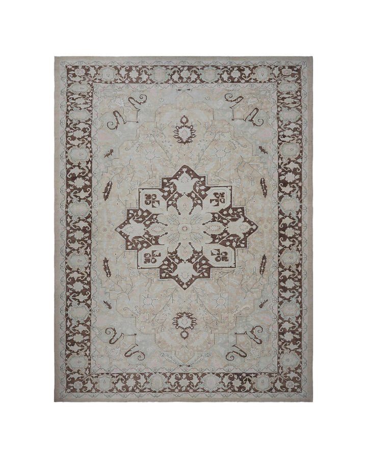 Fine Transitional Heriz Medallion Design Rug, Serapi Style Geometric Pattern, 20' x 14', Ariana Luxury Collection West Hollywood.