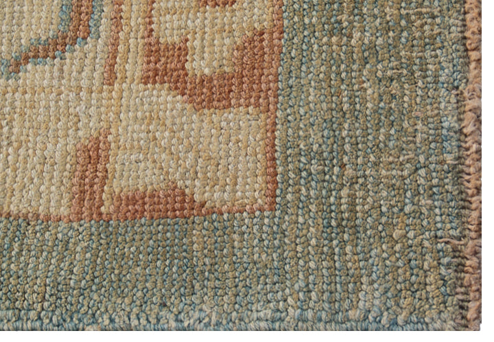 Traditional-Ushak-Ivory-Pastel-Orange-Arts-and-Crafts-Floral-Rug