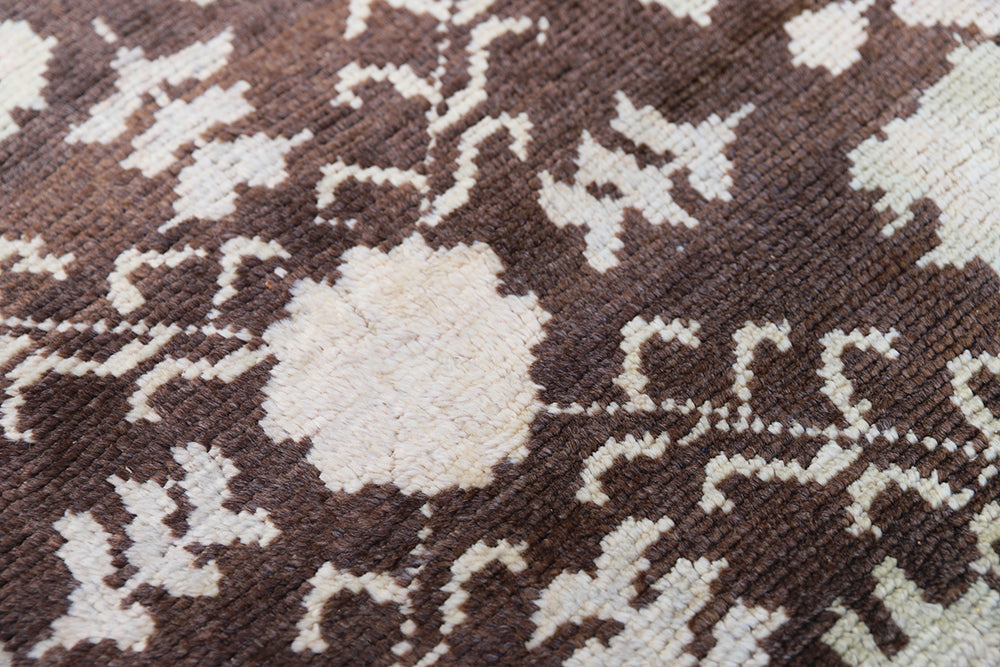 Hand-Knotted Turkish Tribal Rug 4'6" x 6'4" with Geometric Pattern