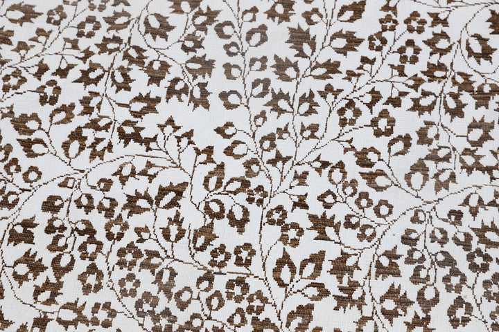 Unique 10x10 Ariana transitional Mille Fleur French design rug in hand-spun wool and cotton from a trusted dealer with over 45 years of experience.