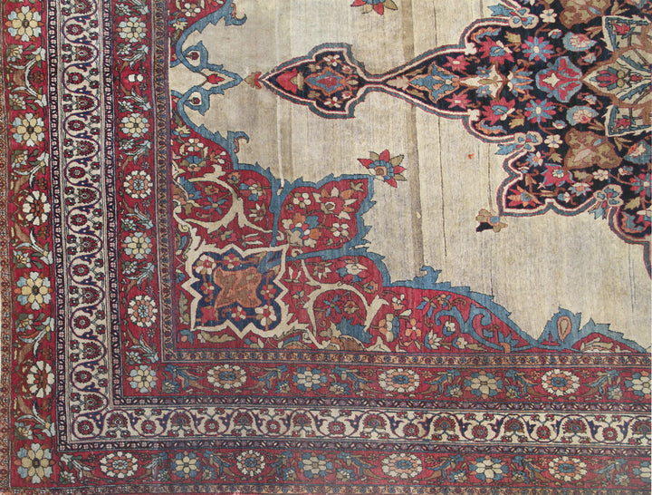 Antique Persian Kermanshah Rug | Hand-knotted Wool Rug