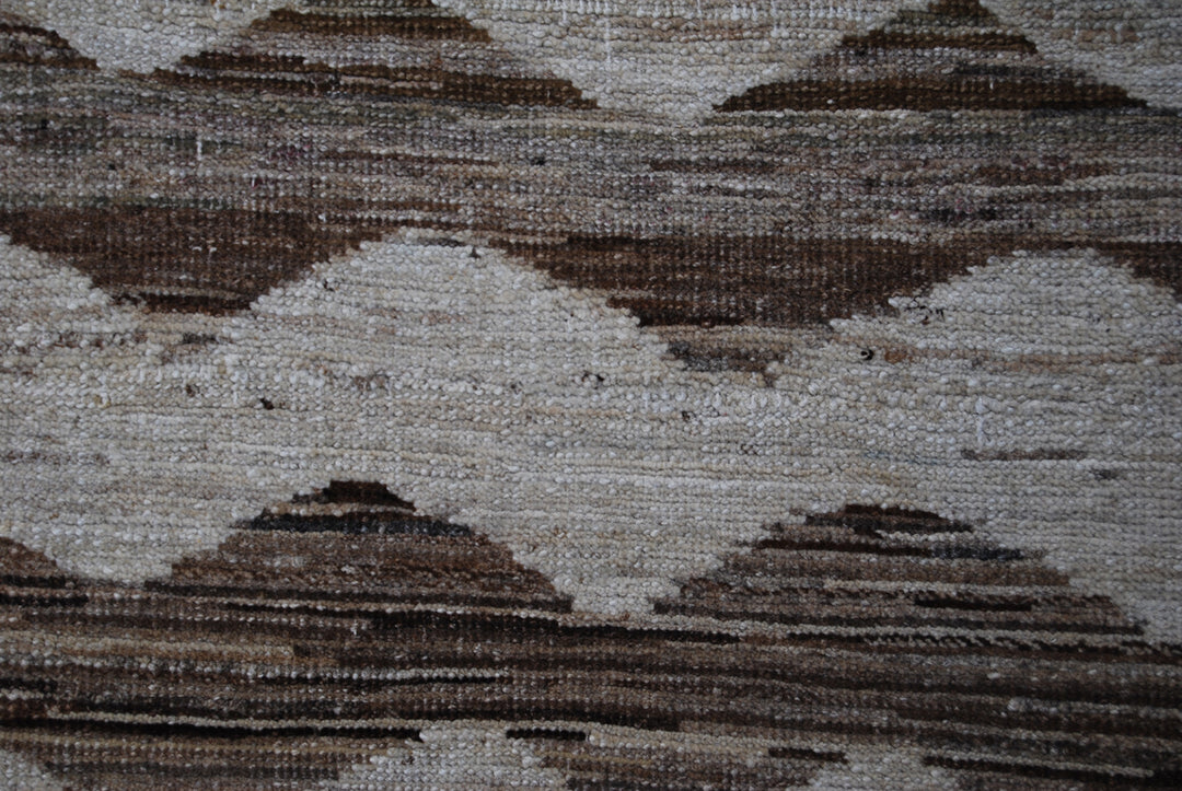 4'x5' Small Hand Knotted Wool Ariana Modern Rug