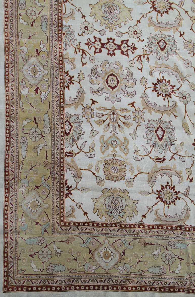 Large Ivory and Gold Sultanabad Design Ariana Traditional Rug
