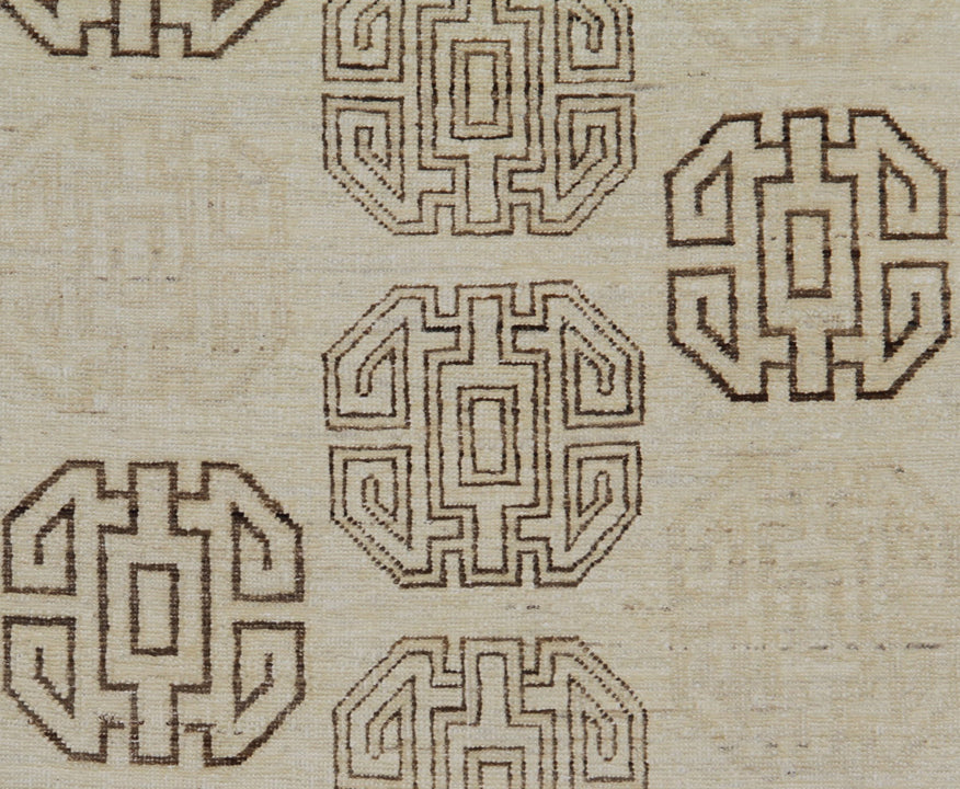 3'x10' Chinese Motive Samarkand Design Cream and Brown Wool Ariana Runner Rug