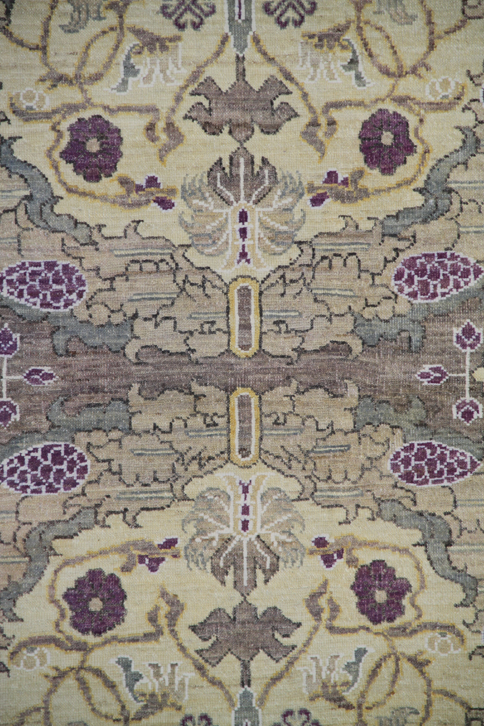 4'x18' Spanish Design Ariana Transitional Long And wide Runner Rug