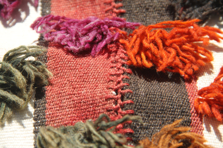 5'x9' Vintage Turkish Kilim With Tassels