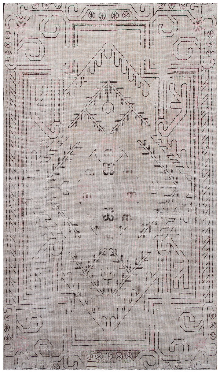 7'6"x4'6" Antique Rug | Semi-antique