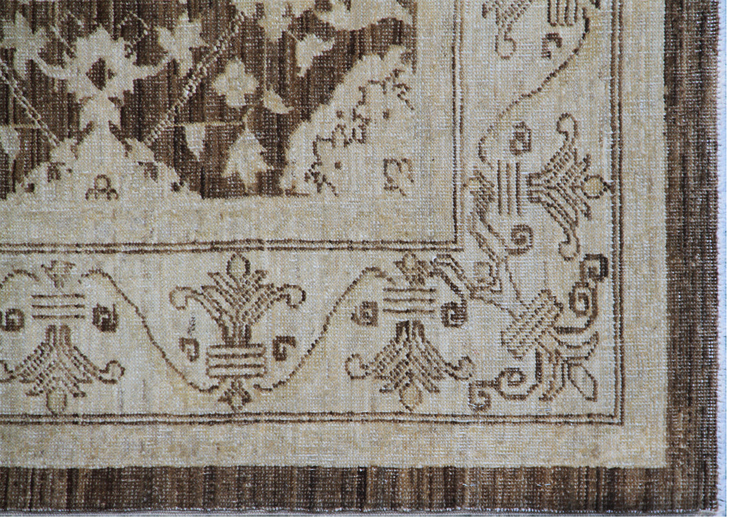 5'x8' Ariana Warm Tone Traditional Agra Design Area Rug