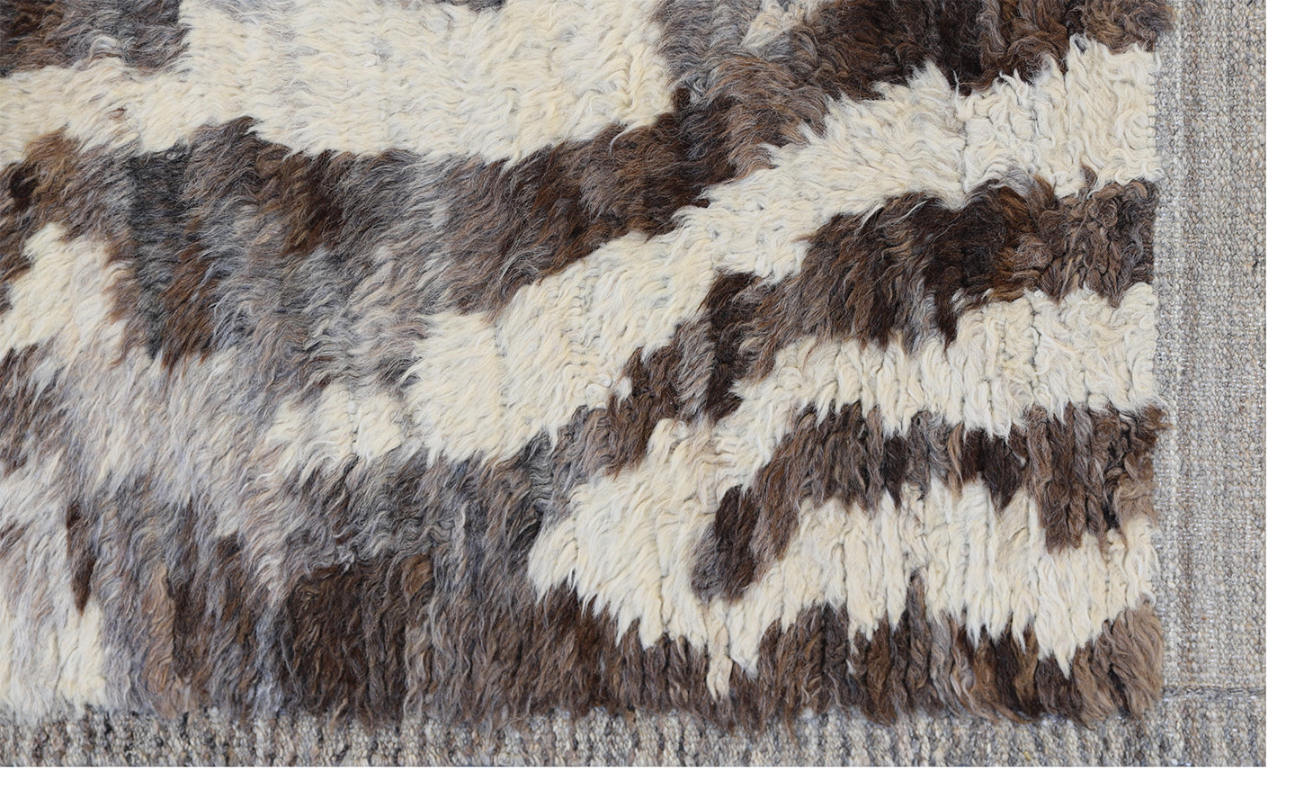 7'x10' Grey Brown White Abstract Animal Pattern Moroccan Style Shaggy Ariana Barchi Rug