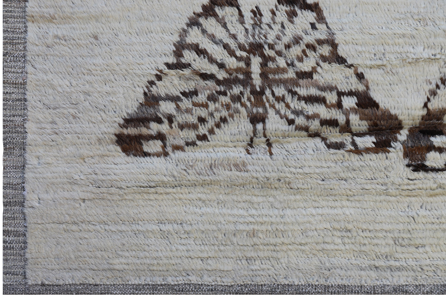 10'x14' Ivory Brown Butterfly Design Shaggy Moroccan Style Ariana Barchi Collection Rug