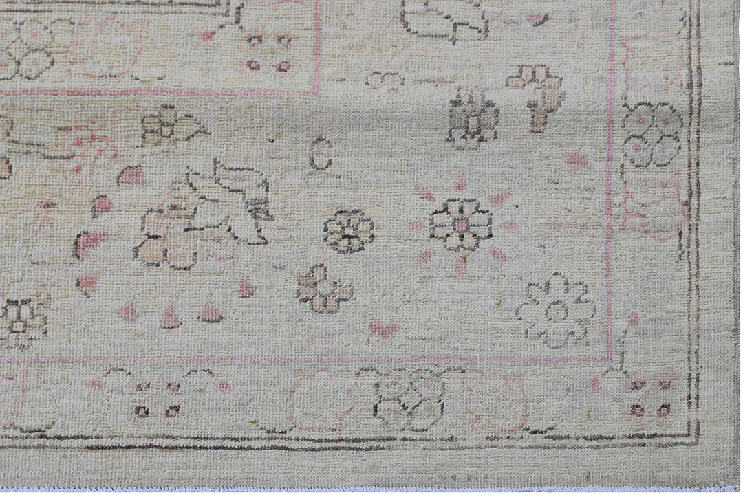 6'x8' Fine quality Ivory Gold Pink Brown Persian Design Ariana Transitional Rug