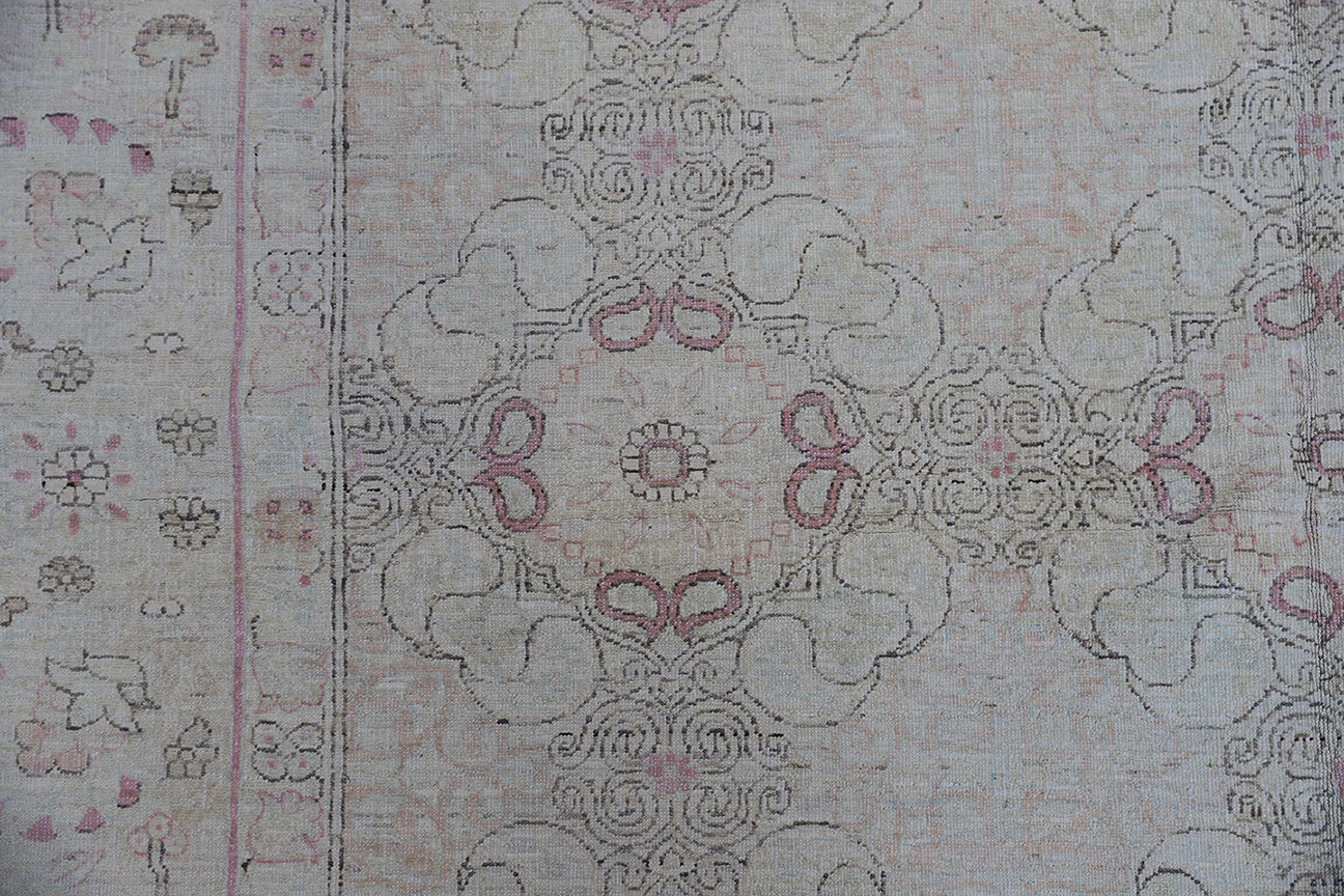 6'x8' Fine quality Ivory Gold Pink Brown Persian Design Ariana Transitional Rug
