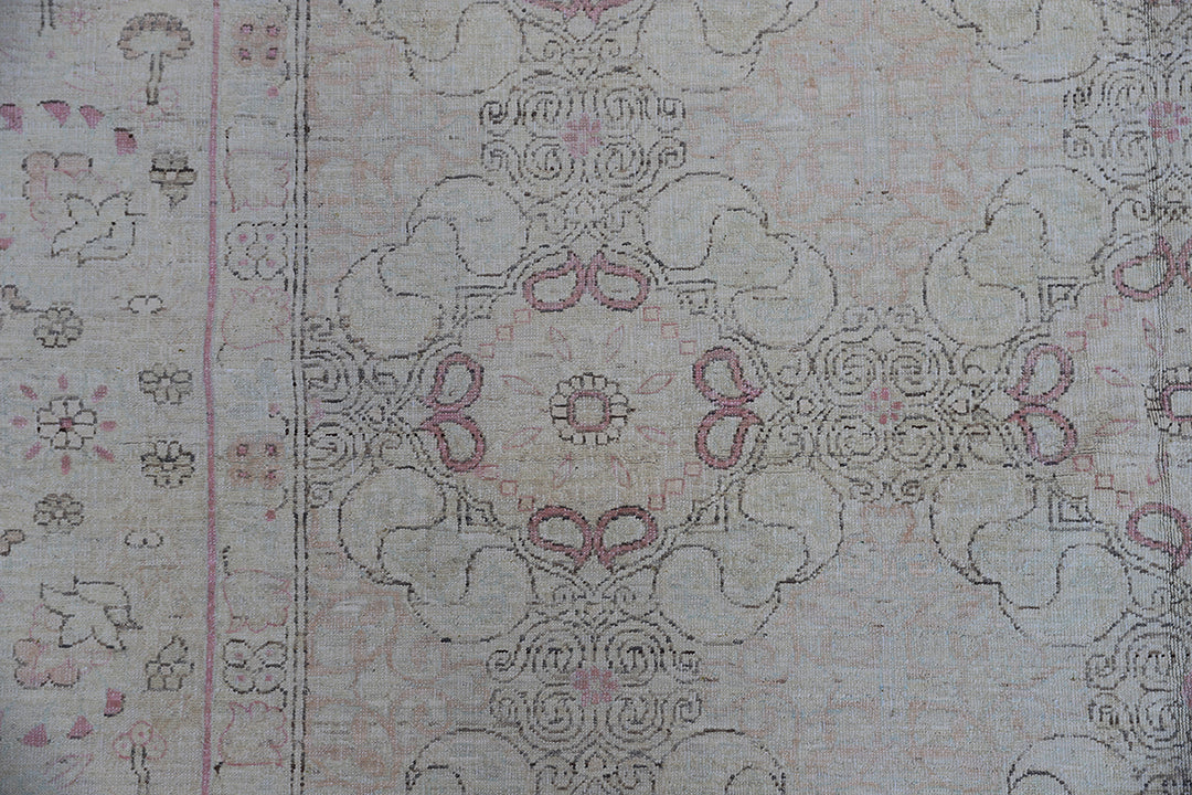 6'x8' Fine quality Ivory Gold Pink Brown Persian Design Ariana Transitional Rug