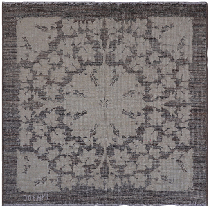 2'x2' Ariana Transitional Brown Ivory Small Rug