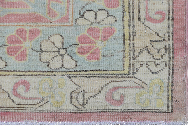 4'x6' Hand-Knotted Turkish Anatolian Prayer Rug – Pink & White Geometric Rug