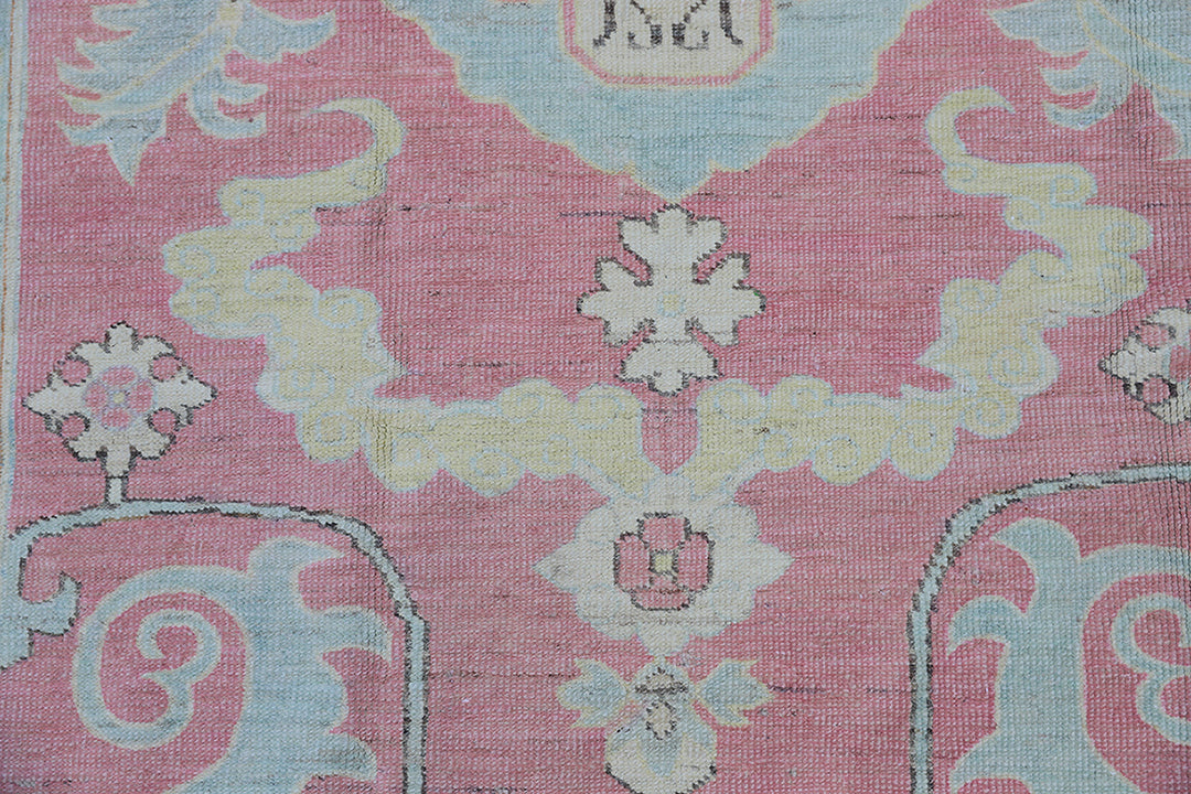 4'x6' Hand-Knotted Turkish Anatolian Prayer Rug – Pink & White Geometric Rug
