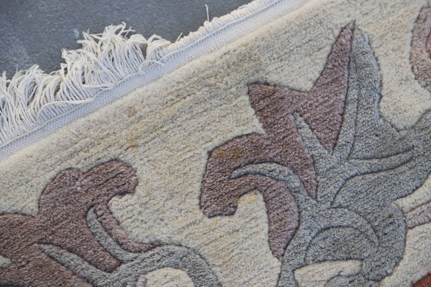 4'x6' Floral Modern Tibetan rug