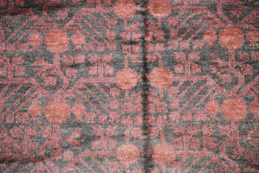 Vintage Rug | Samarkand | Grey, Nay & Red Wool Rug