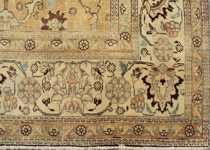 10'x10' Vintage Soft Color Floral Tabriz Rug