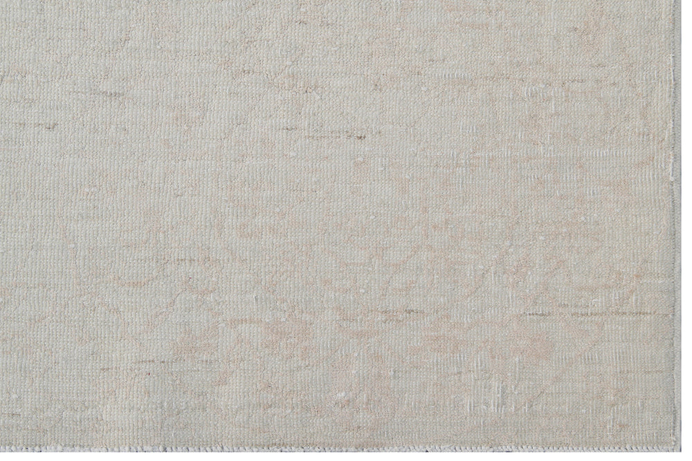 6'x7' Pale White Agra Rug | Hand-Knotted | Ariana Vintage Rug