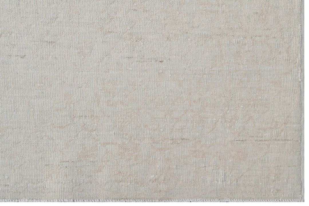 6'x7' Pale White Agra Rug | Hand-Knotted | Ariana Vintage Rug
