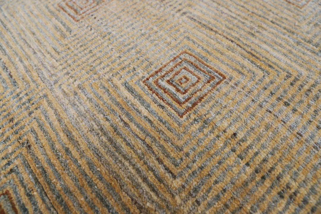 5'x8' Ariana Small Modern Geometric Hand Knotted Wool Rug