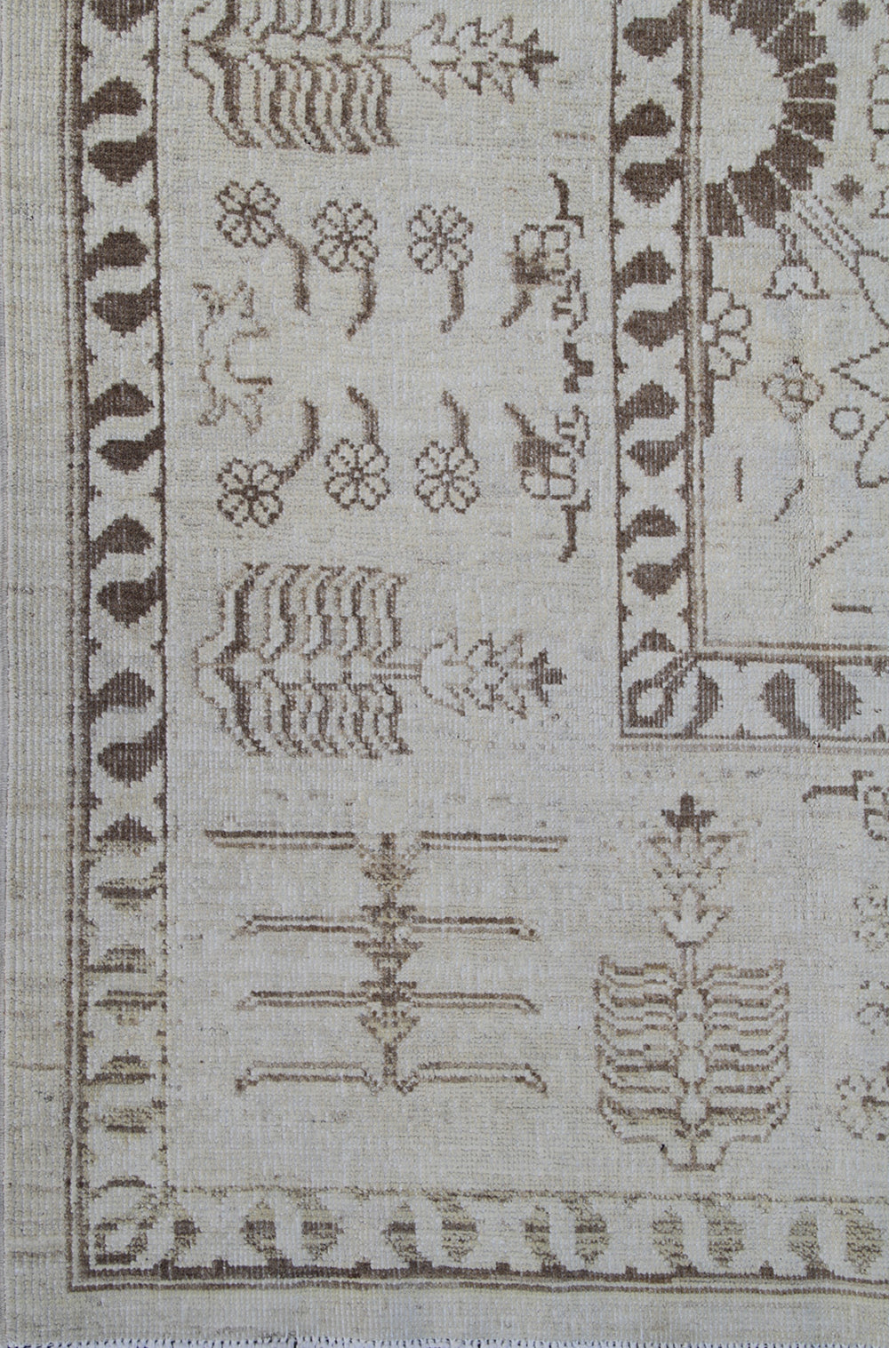 8'x10' Hand-Knotted Ariana Tabriz Rug | Vintage-Style Persian Design