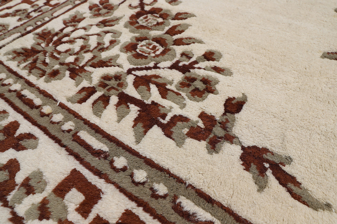 8'x11' White Wool Rug | Chinese Design