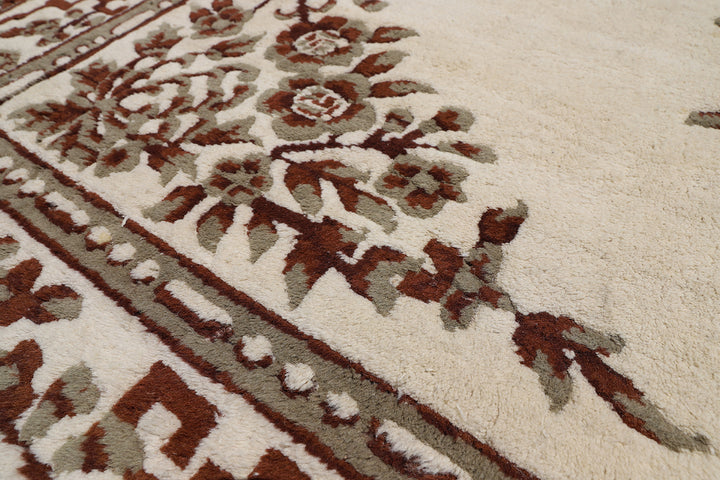 8'x11' White Wool Rug | Chinese Design