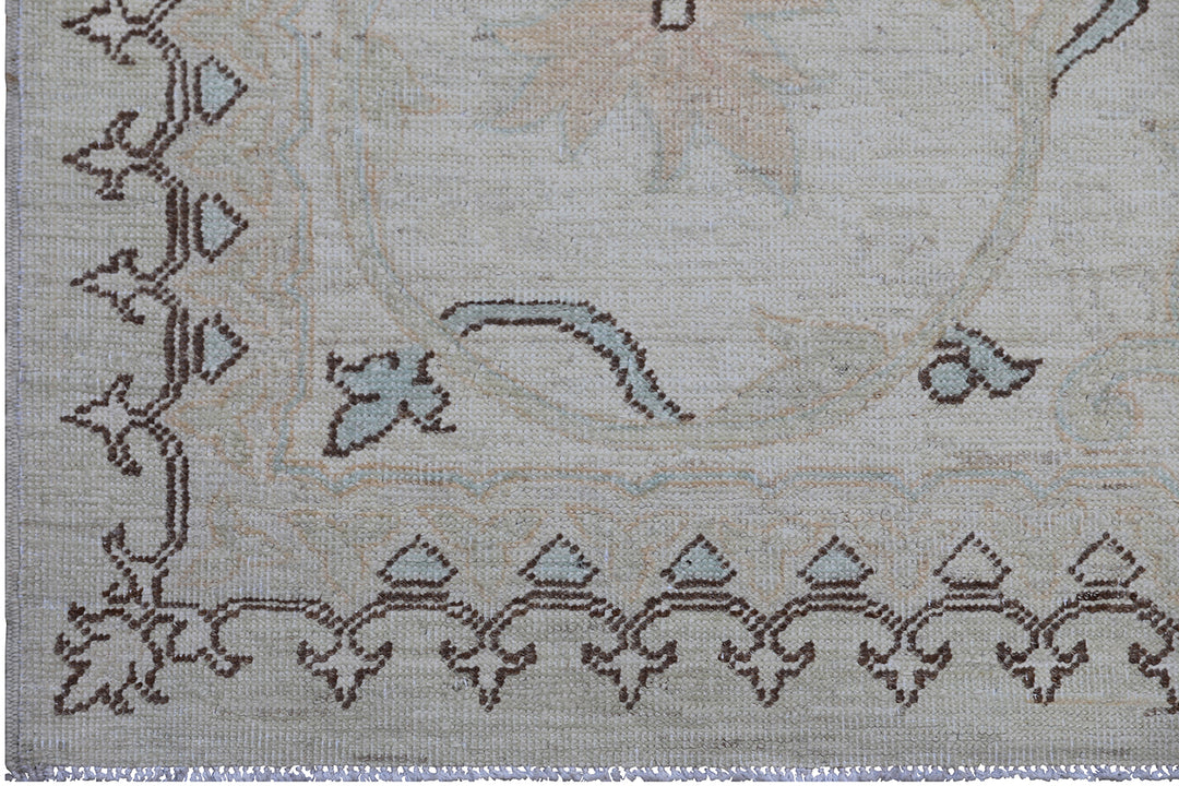 Wool Rug |Ariana Gray European Design Transitional Rug