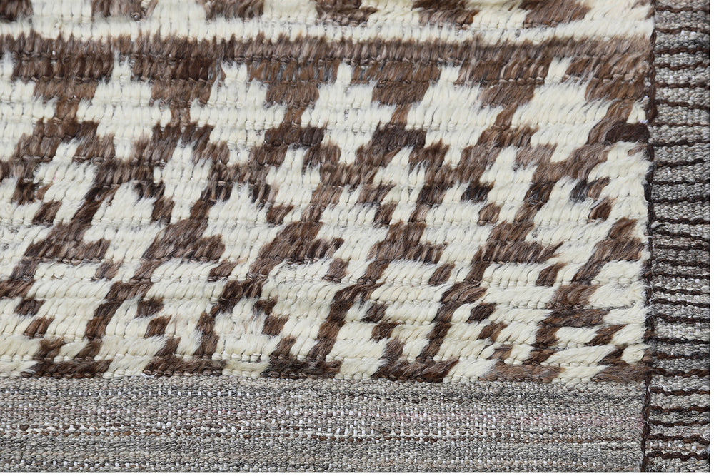 Ariana Barchi Collection 9x12 Moroccan Style Dark Brown White Shaggy Geometric Rug