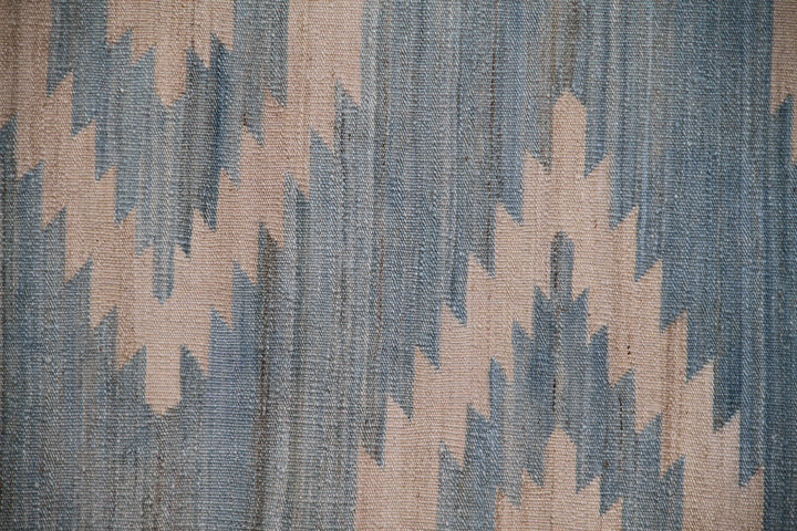 Ariana Rugs 10'5" x 6'6" Blue and White Geometric Medallion Kilim