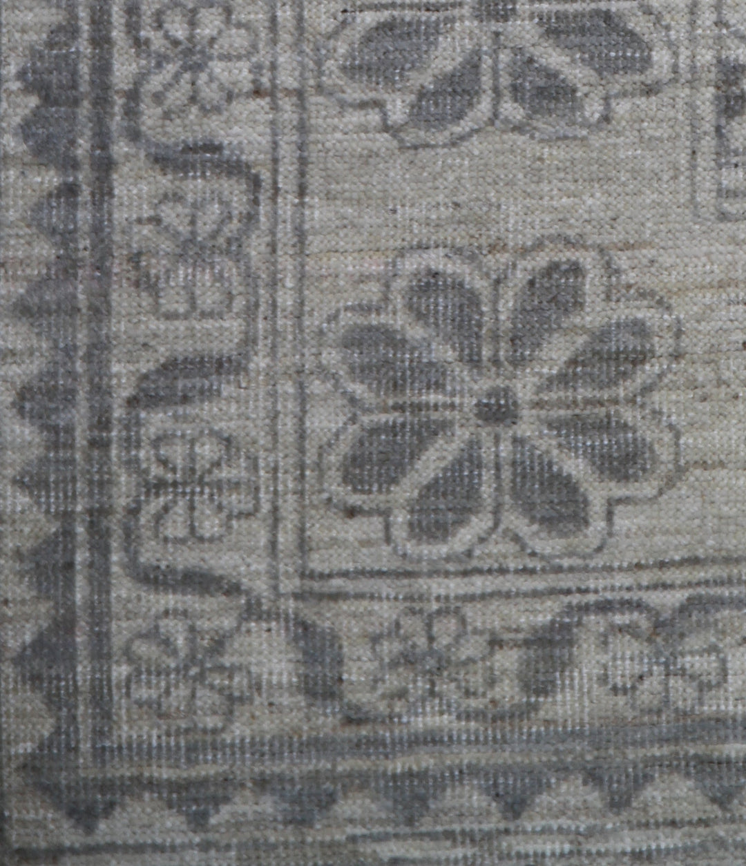 Ariana Traditional Samarkand Design Area Rug - 6'1" x 8'10"