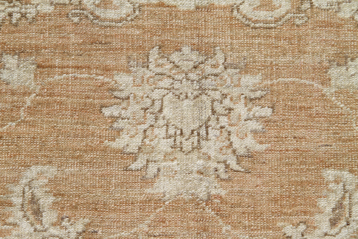 7x8 Ariana Traditional Agra Hand-Knotted Wool Rug