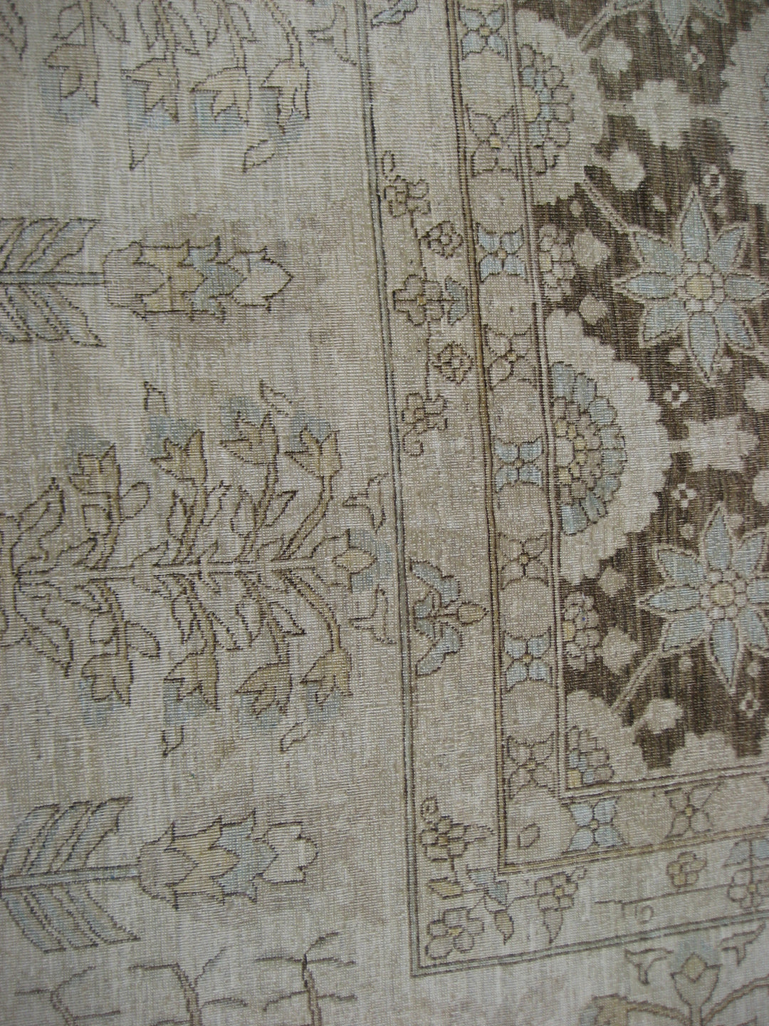 Ariana Traditional Tabriz Haji Jalili Design Hand-Knotted Wool Rug 16'3" x 13'2"