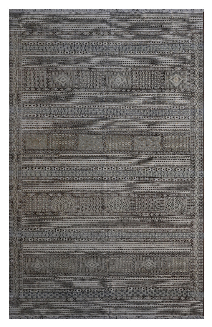 Large Vintage Kilim | Moroccan | Geometric Embroidered Kilim